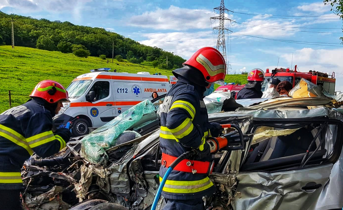 Peste 4.100 de intervenții ale pompierilor în ultimele trei zile
