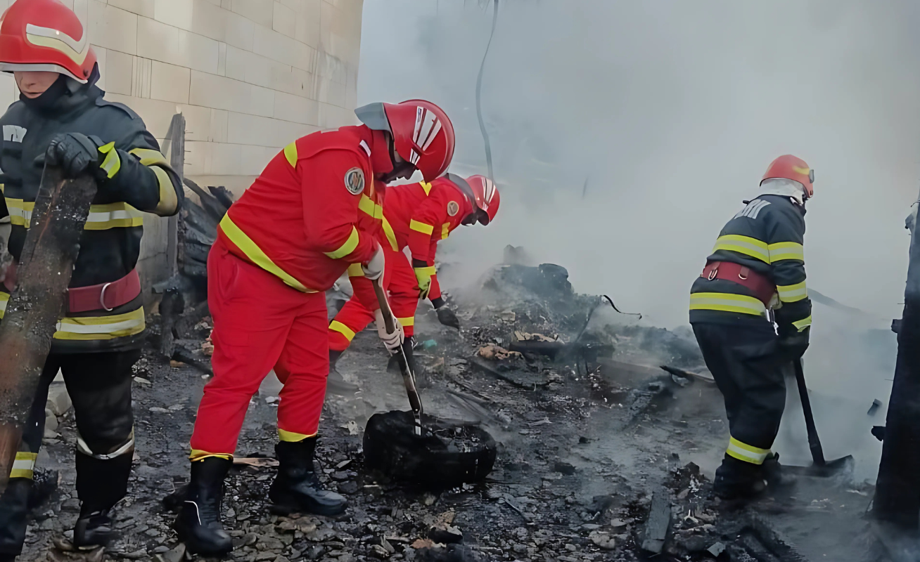 Tragedie în localitatea Voitinel - doi copilași si-au pierdut viața în urma în urma incendiului produs la locuință